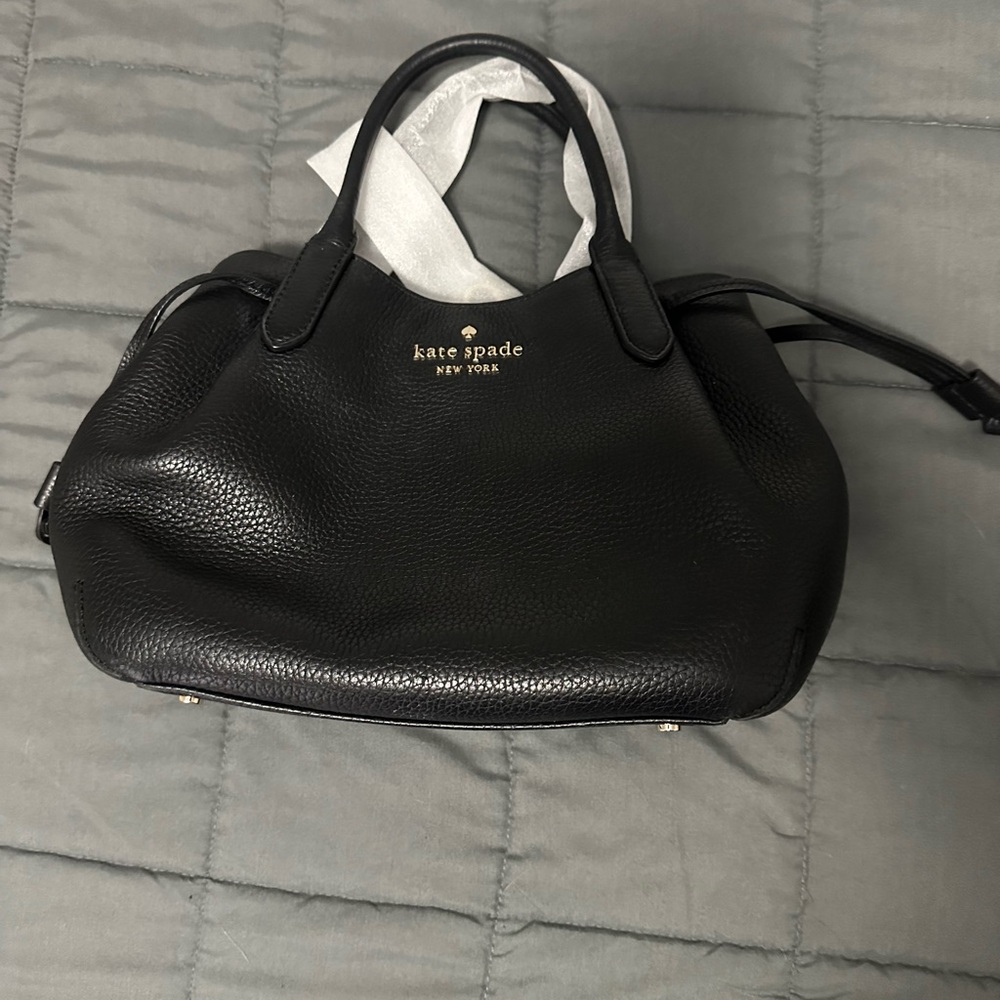 Kate Spade Black Pebbled Dumpling  Satchel ✨